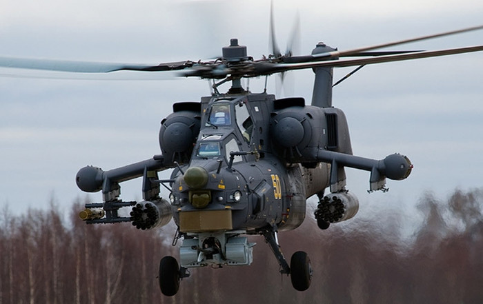 В Крыму воинские части получили 10 боевых самолетов и вертолетов