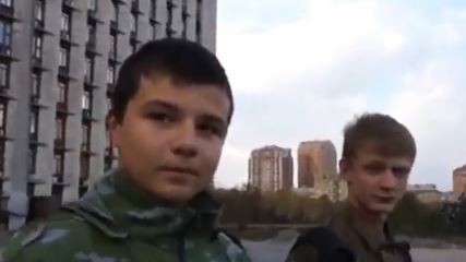 Воевать за Новороссию записываются 16-летние пацаны (видео)