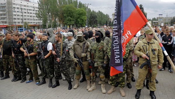 Ряды Вооруженных Сил Новороссии (ВСН)  пополнят 1500 подготовленных защитников Донбасса