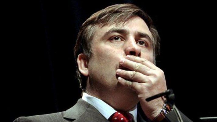 Саакашвили обвинил правительство Яценюка в воровстве