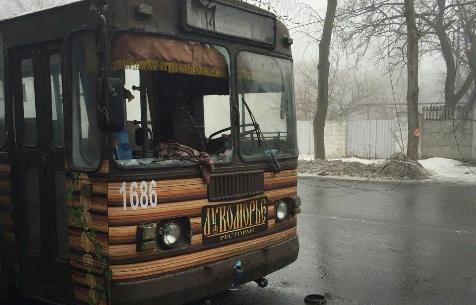 Под обстрелом Куйбышевский район Донецка, погибли семь человек (Фото, видео 18+)