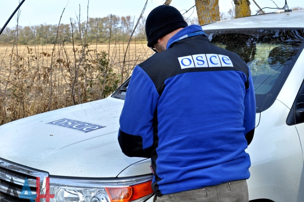 ОБСЕ отмечает нарушения условий отвода вооружений в Донбассе