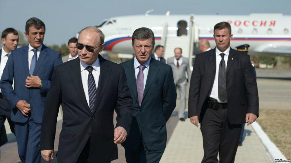 Путин в Крыму, Порошенко негодует