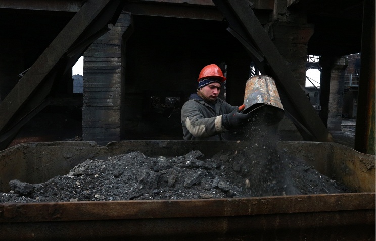 Власти Украины подтвердили, что покупают уголь у Донбасса