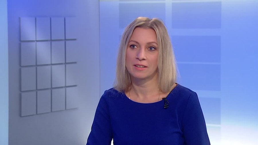Захарова пошутила над заявлением Яценюка об отставке
