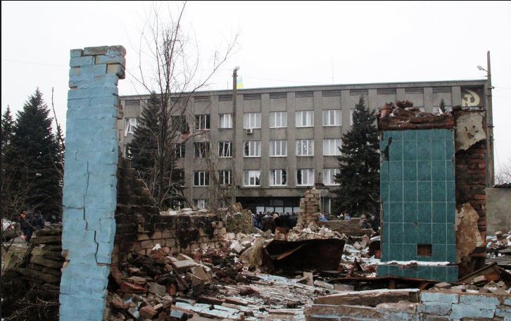 украинские силовики сорвали эвакуацию Дебальцево