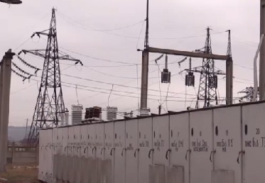ЛНР соединили линией электропередачи с Россией (Видео)