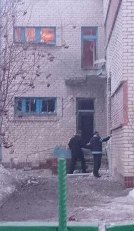 Последствия обстрела детского садика "Антошка" в Донецке.