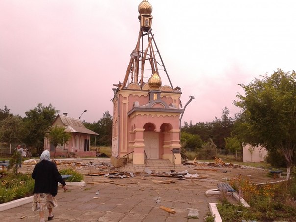 Каратели уничтожают церкви на землях Новороссии