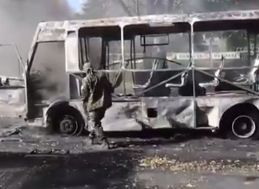 Киевские каратели снова убили гражданских в Донецке (видео 18+)