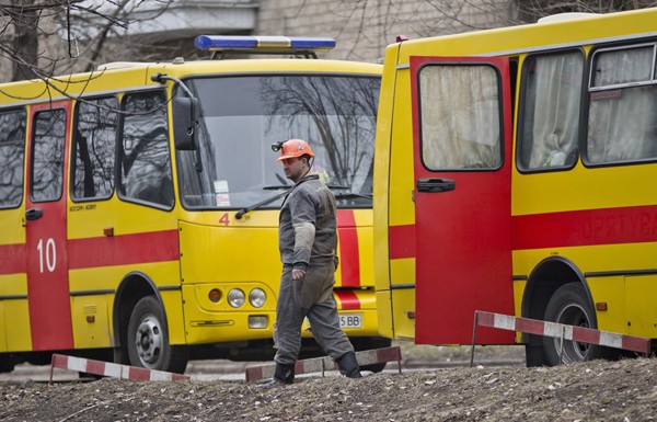 МЧС РФ направляет представителей в Донецк для адресной помощи семьям погибших шахтеров