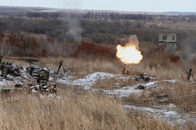 Украинские силовики 41 раз за сутки обстреляли населенные пункты ДНР, ранены два ополченца