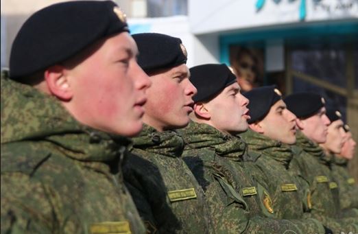 В Крыму начинается первый после воссоединения с Россией призыв в армию