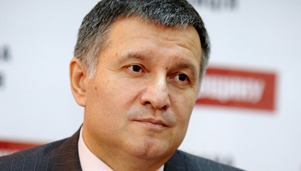 Аваков заявил о жестких мерах в случае роста напряженности в Харькове