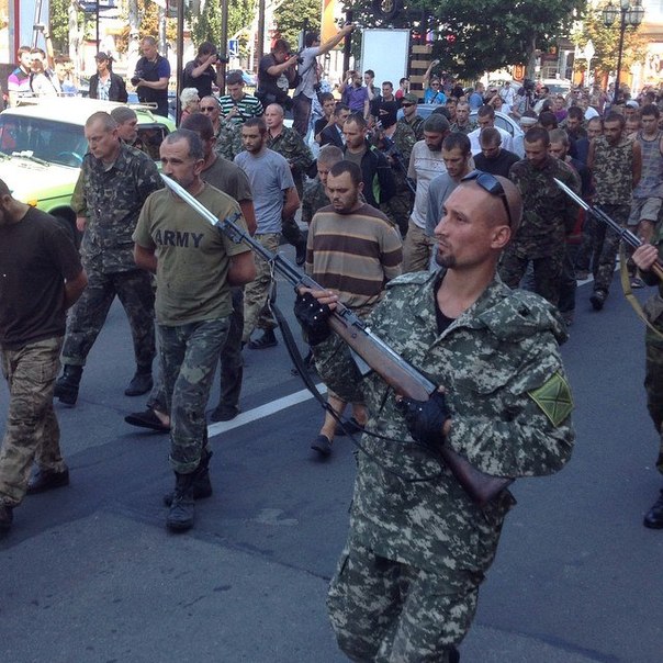 украинские военнопленные из зоны АТО