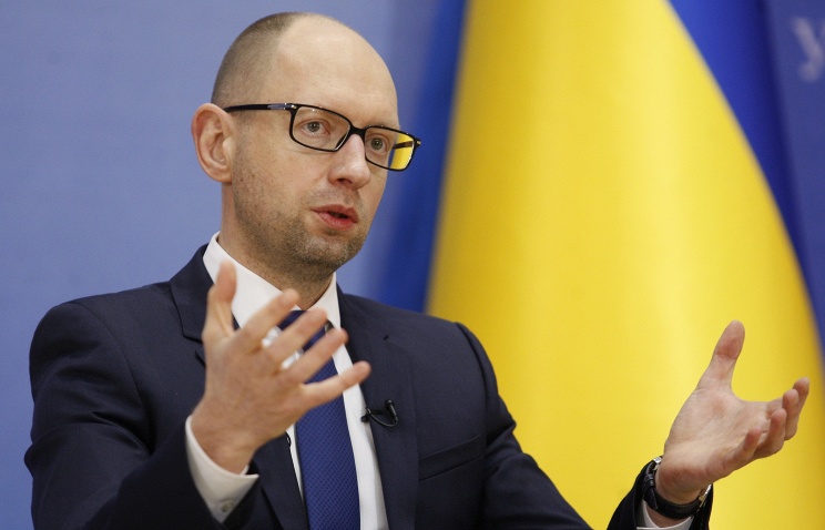 Яценюк пообещал назвать имена  главных коррупционеров Украины