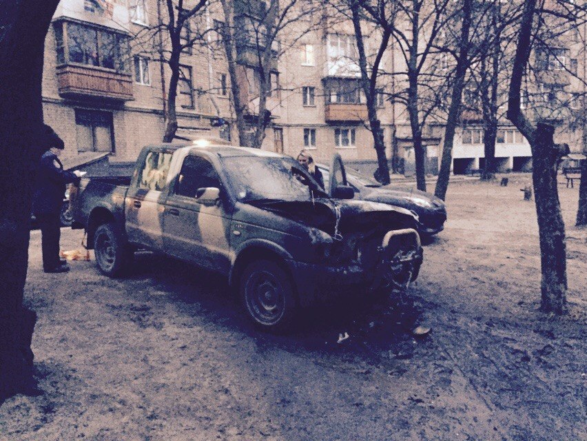 Сожжен автомобиль "Схiдного корпуса" в Харькове