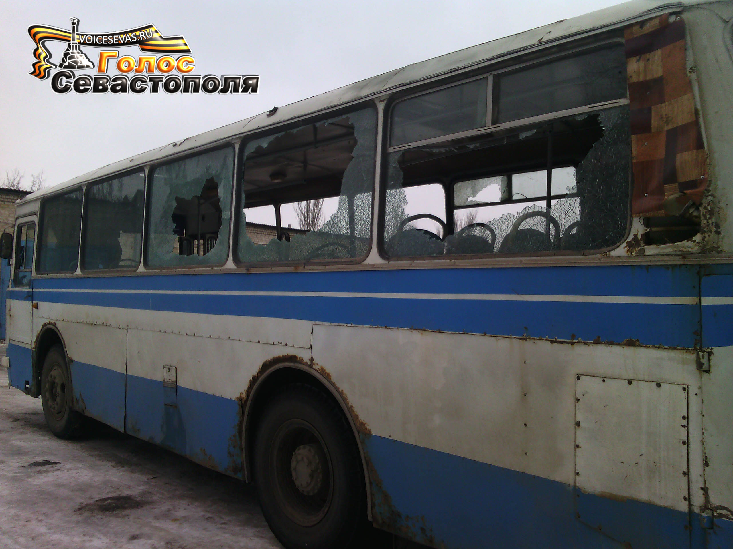 Обстрел автобуса в Докучавске