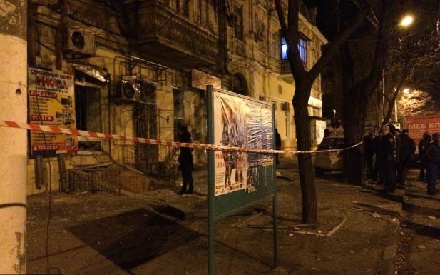 В Одессе прогремел взрыв в офисе руководителя местного Автомайдана (фото, видео)