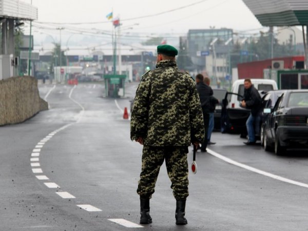 Пограничники Украины задержали поляков, ехавших воевать за ДНР