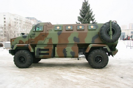 В ближайшие дни в распоряжение Нацгвардии на передовую поступят броневики КрАЗ-5233НЕ