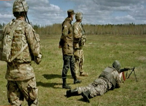 На полигон в Львовской области уже прибыли военные из Британии и Канады (Видеосюжет "Cassad-TV")