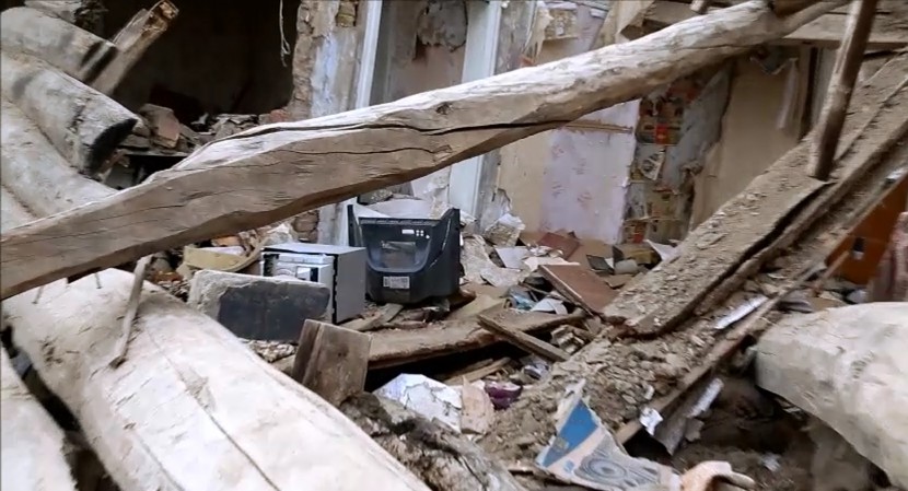 Станица Луганская разрушенные дома 2