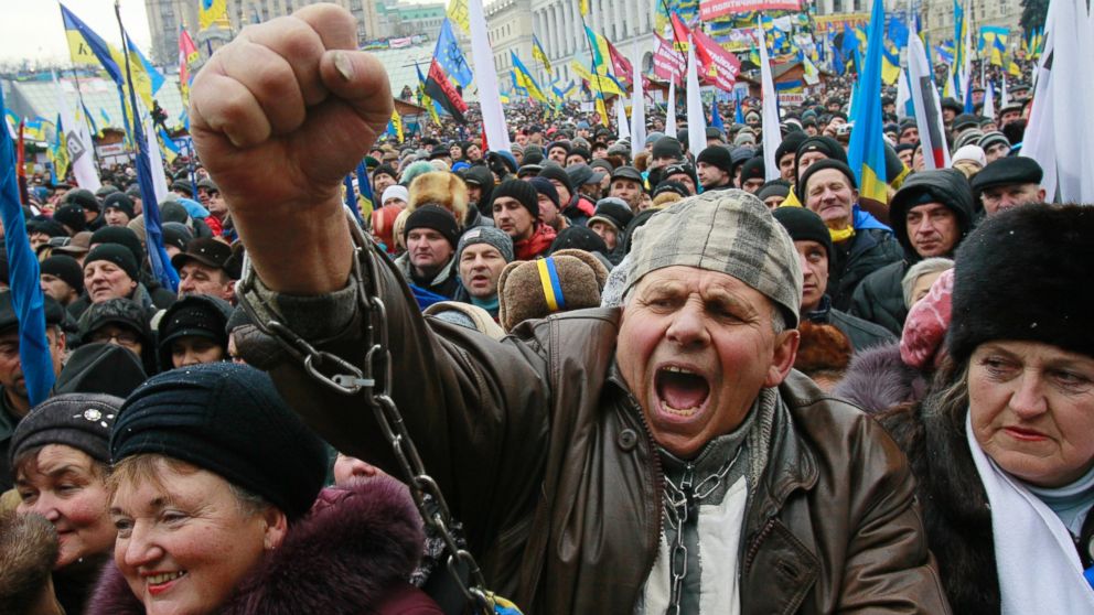 Активисты анонсировали многотысячный митинг в Киеве с требованием отставки правительства