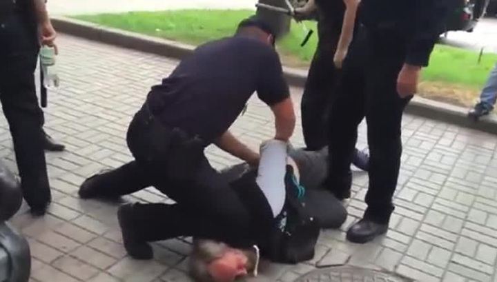 100 дней работы киевской патрульной полиции: взятки, произвол и рукоприкладство