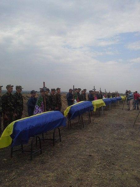похороны украинских военных