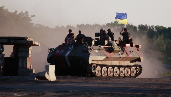СНБО Украины: Украинские военные закрепляются и наращивают огневую мощь в ЛНР