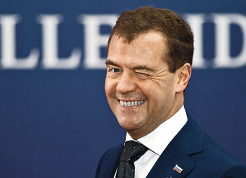 Медведев: санкции простимулировали Россию к взаимодействию с Азией