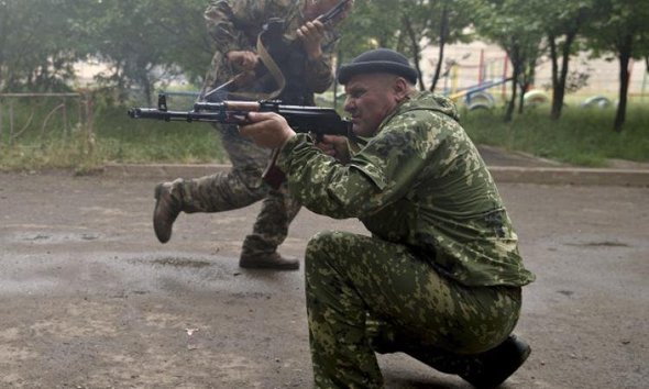 Украинская армия терпит поражение у Иловайска и под Саур-Могилой
