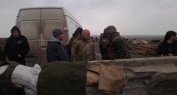 31 и 29 блокпосты украинских силовиков на автотрассе Бахмутка