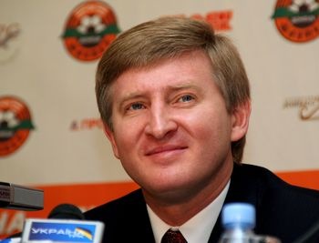 Ахметов заявил о готовности отдать весь бизнес за мир в Донбассе
