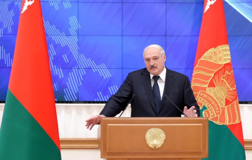 Подготовка к войне как гарантия мира и цветные революции. О чем заявил Лукашенко