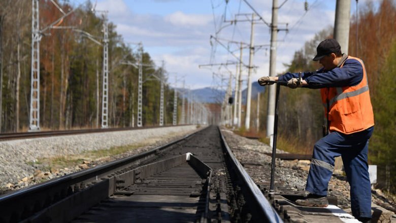 Аксенов заявил о повреждении железной дороги в Крыму