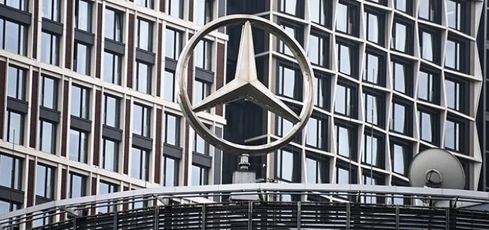 Mercedes-Benz отключил дилеров в России от программного обеспечения