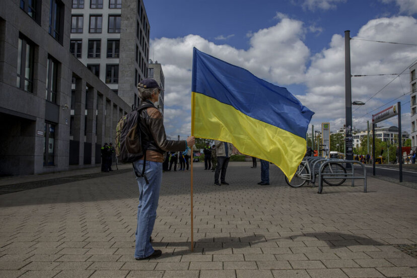 В Германии призвали вернуть беженцев призывного возраста на Украину