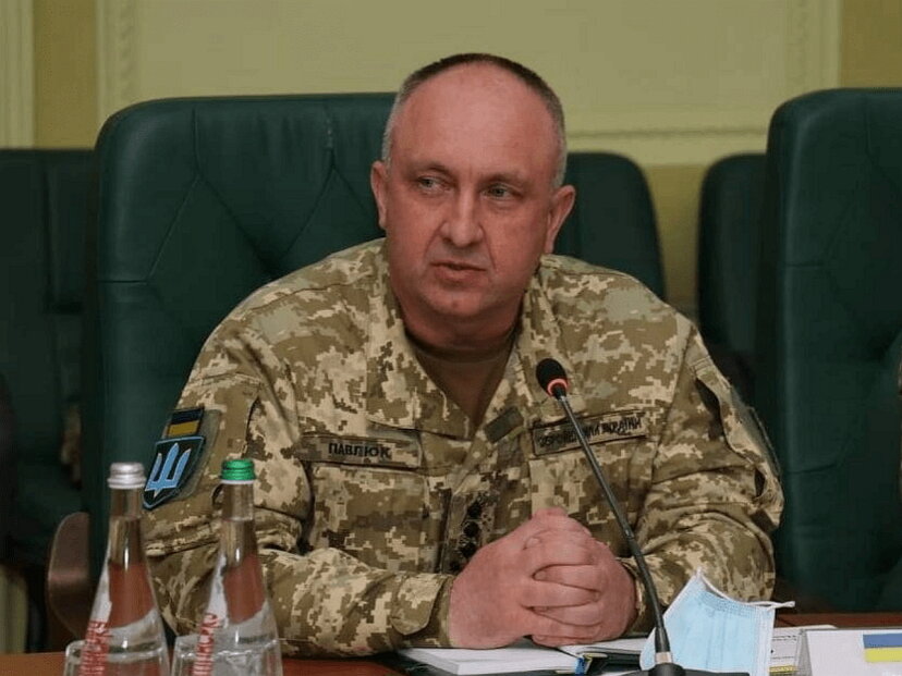 Командующий сухопутными войсками Украины пожаловался на травлю сотрудников военкоматов