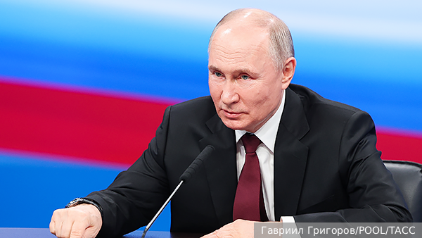 Путин: Россия помнит о преступлениях власовцев и не простит новых предателей