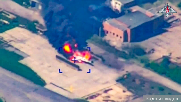 На аэродроме Днепр уничтожены украинские МиГ-29 и пусковая установка ЗРК С-300ПС