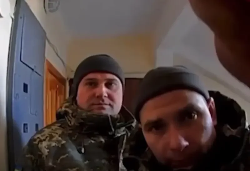 «Битва при Черногузах»: на Украине сотрудник военкомата открыл огонь при нападении гражданских лиц