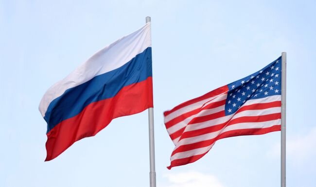 Мнение: Запад теперь реализует стратегию 1945 года против России