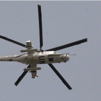 Армия Украины в Донецке вновь использовала вертолет с символикой ООН.