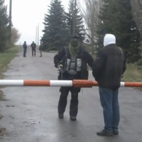 Отряды Армии Донецкой Народной Республики взяли под контроль аэродром около Славянска