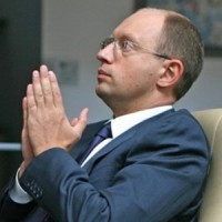 Яценюк просит в срочном порядке созвать совет безопасности ООН