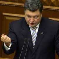 Пётр Порошенко пообещал платить украинским добровольцам по 1000 гривен в день,но только после выборов.