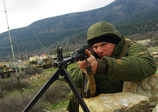 В Крыму начались занятия на «курсах выживания» с военнослужащими по контракту