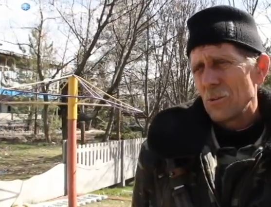 Сотрудники ОБСЕ раскладывают радиомаяки в Широкино (видео)